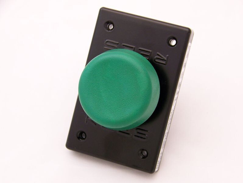 00662-003 REES Palm Button- D7-X10