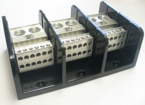 1453592  Marathon Power Distribution Block - D7-X10