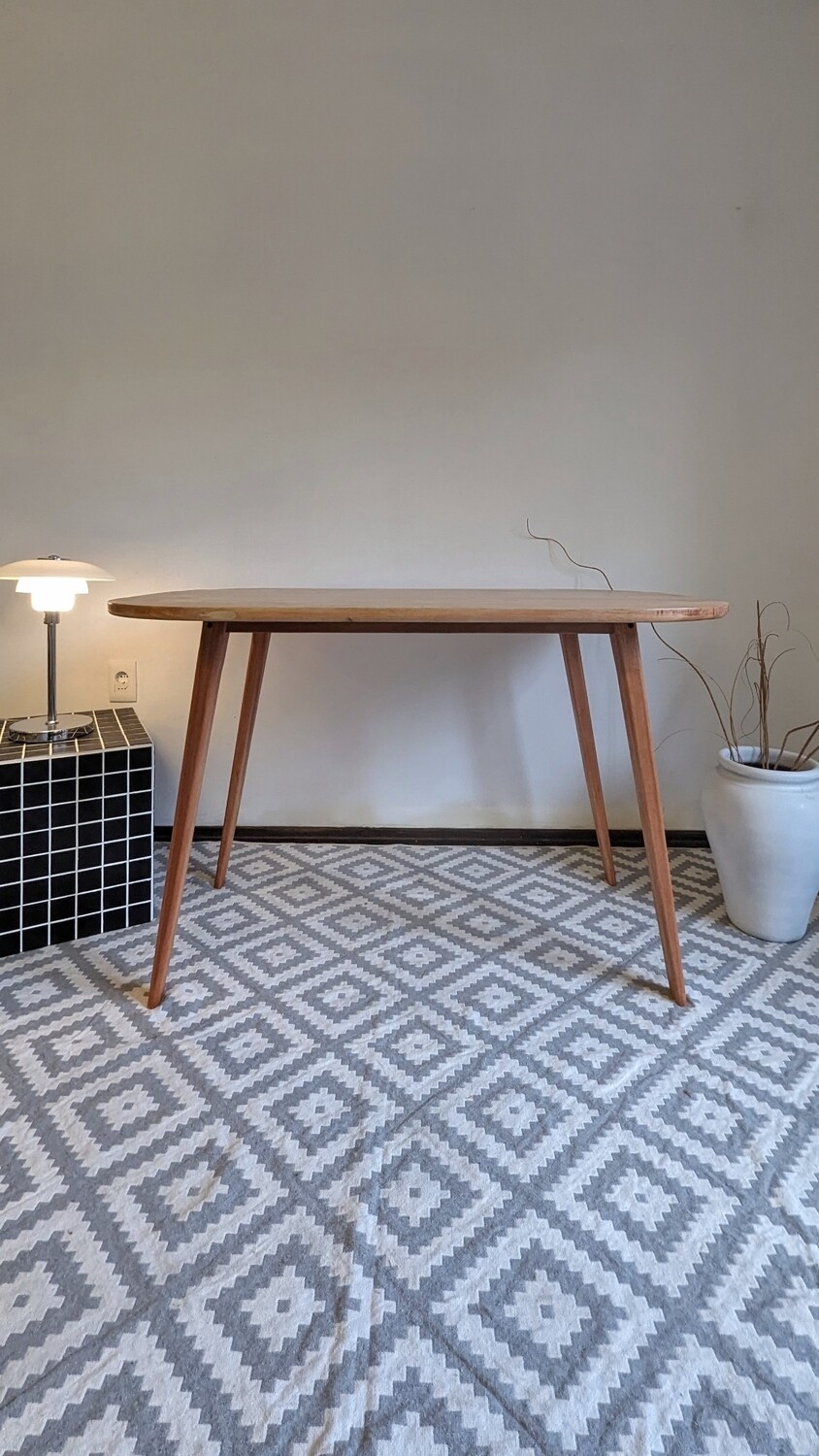 Mesa de comedor Marsella- 20 a 30 días para la entrega 