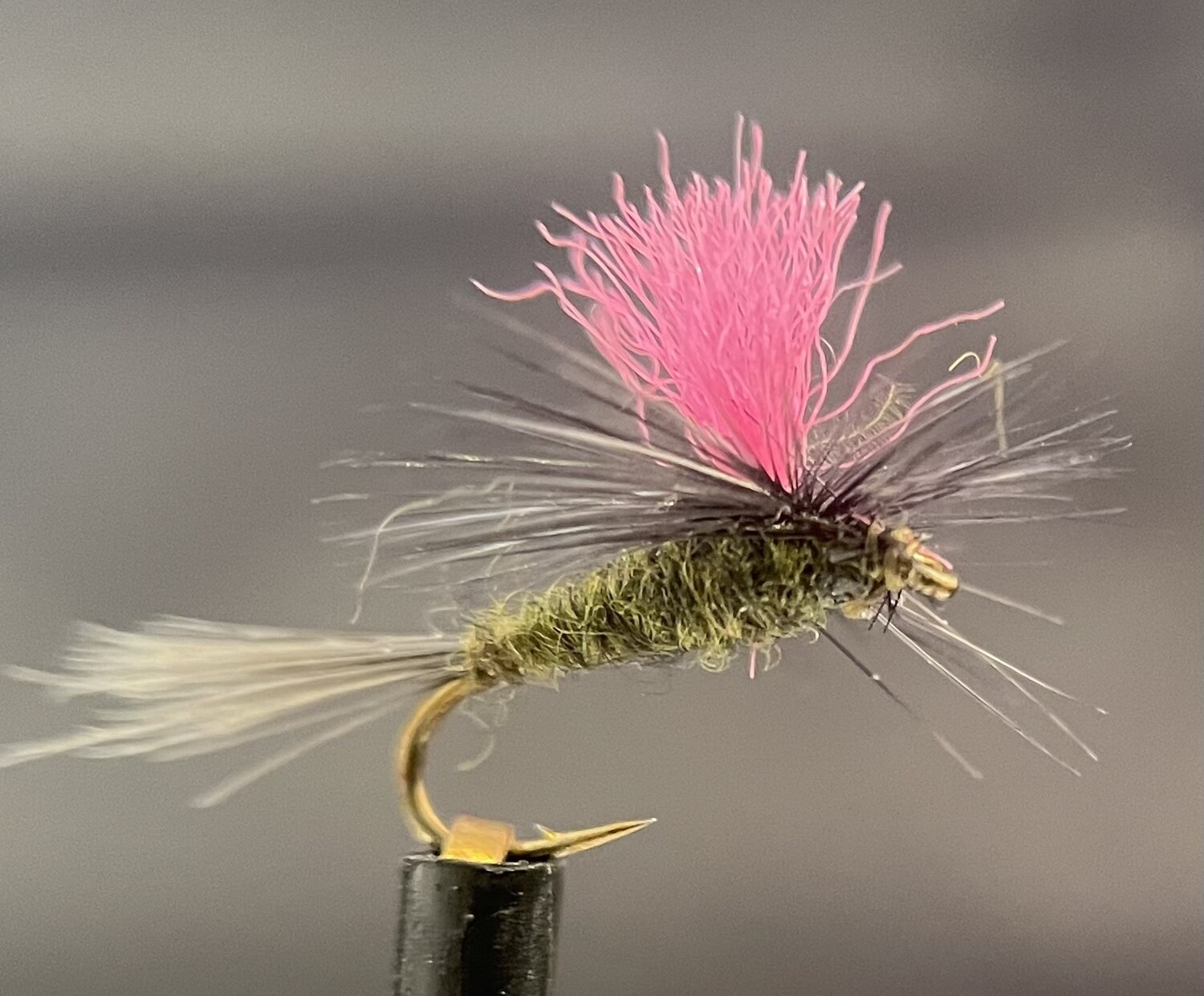 Blue Wing Olive Hi-Vis Parachute Dry Fly 3 Each