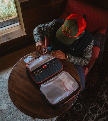 Fishpond Backwater Fly Tying Kit
