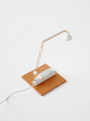 B.A.R.E Series, ‘Small Simple’ Table Lamp