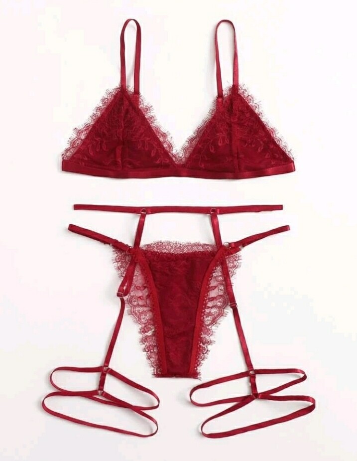 Lace Garner Lingerie