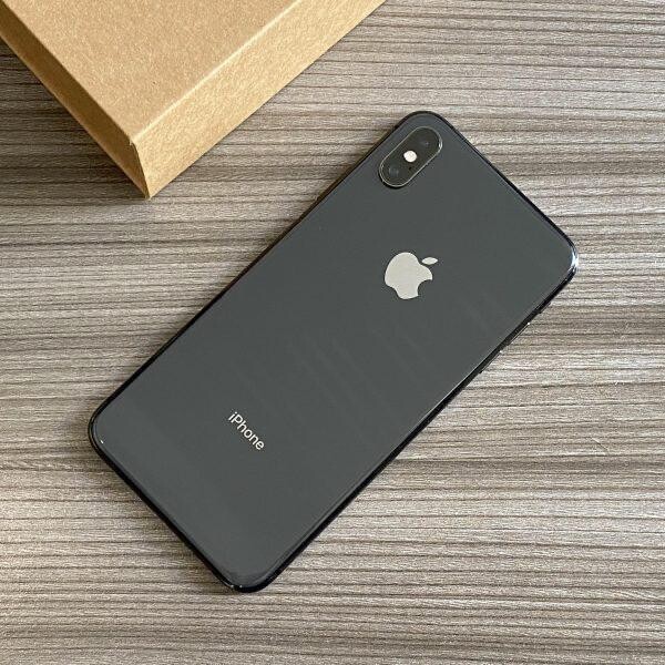 iPhone XS 64