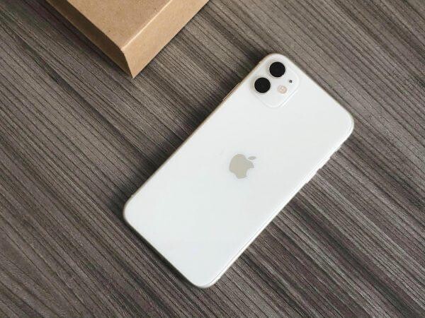 iPhone 11 64GB