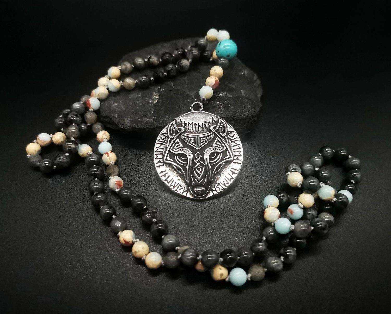 Shamika, Wolf Wölfin, Neuanfang, Neumond