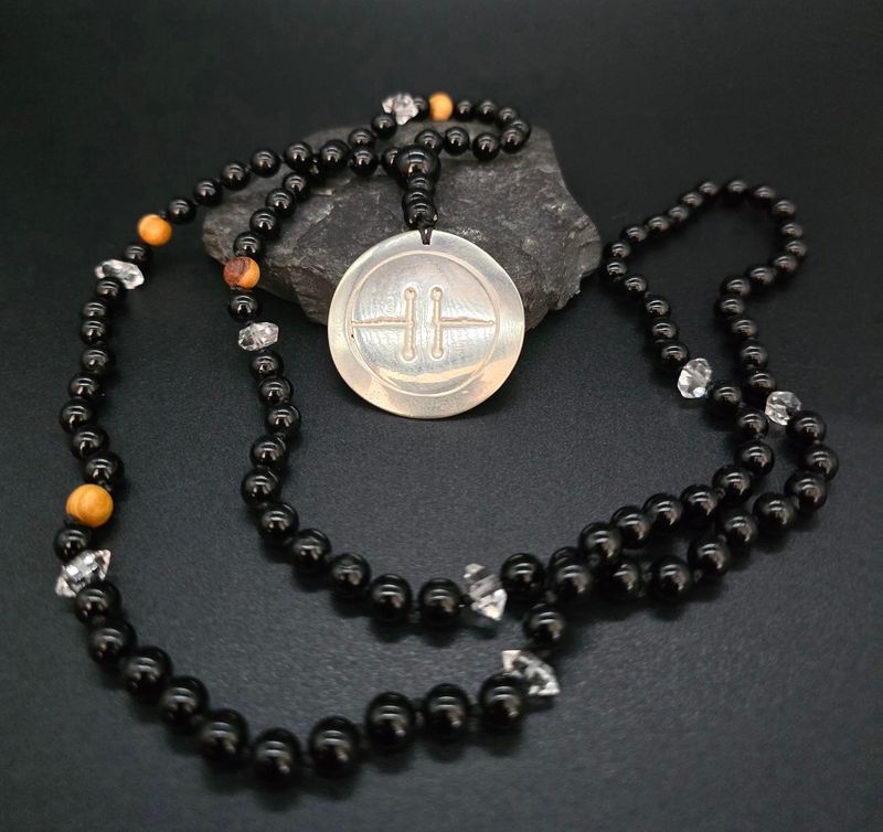 SPACE ? - Schutzschild