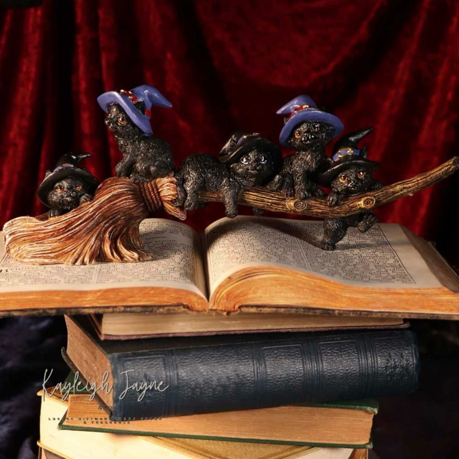 Coven Keepers - Purrfect Broomstick