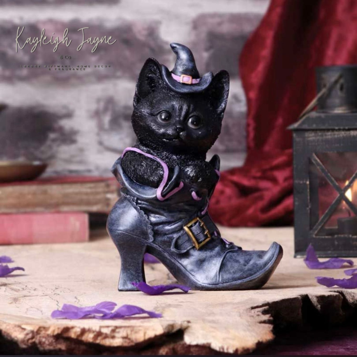 Coven Keepers - Mischievous Familiar