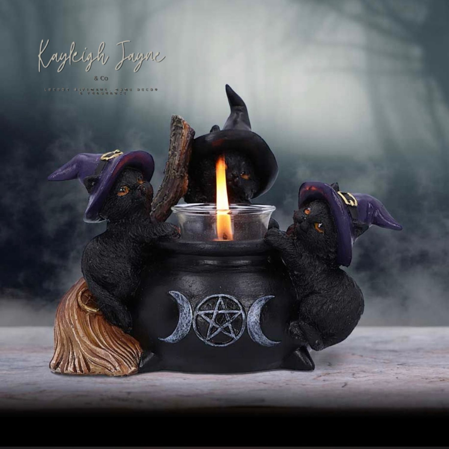 Coven Keepers - Familiar Cauldron Black Cat Candle Holder