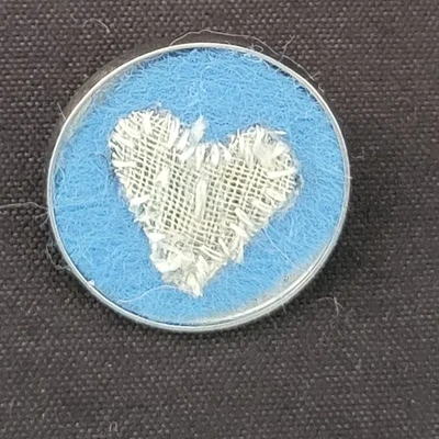 Heart brooch 3