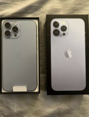 Apple iPhone 13 Pro Max - 256GB - Sierra Blue (Unlocked)