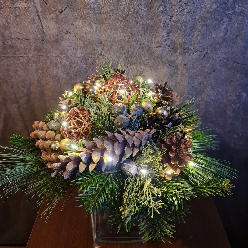 Weihnachtsstrauß Weihnachtsstrauß "Oh Tannenbaum" mit Lichterkette