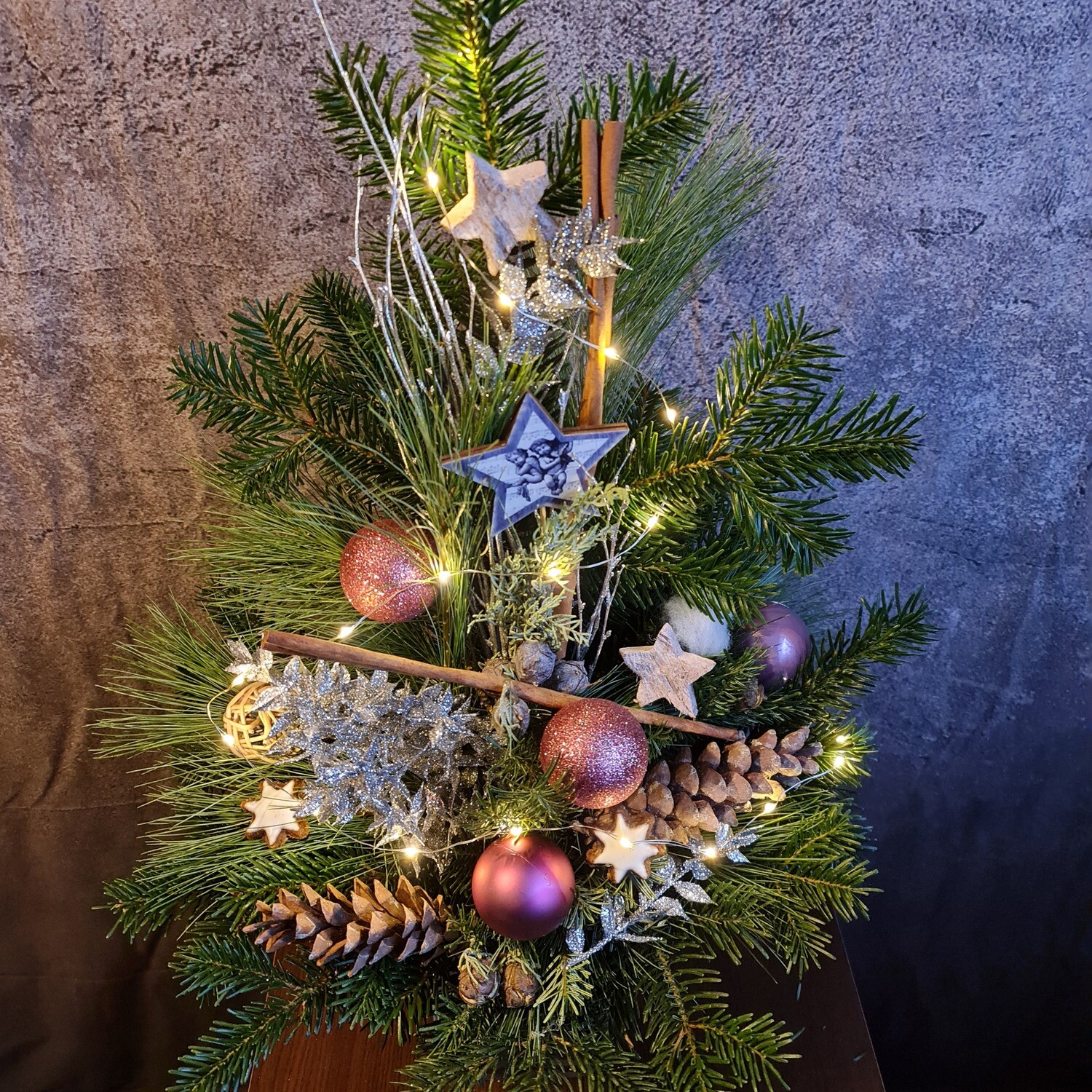 Weihnachtsstrauß Weihnachtsstrauß "Sweet X-mas" mit Lichterkette