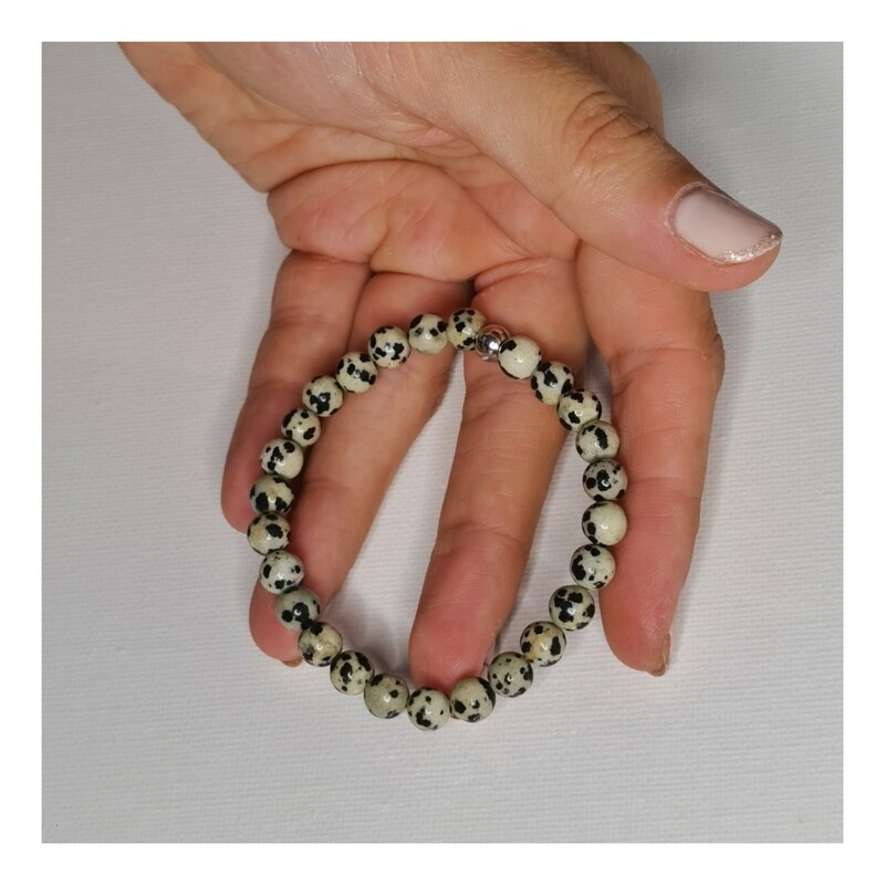 Pulsera de jaspe dálmata 6mm- Alegría, equilibrio emocional y conexión lúdica