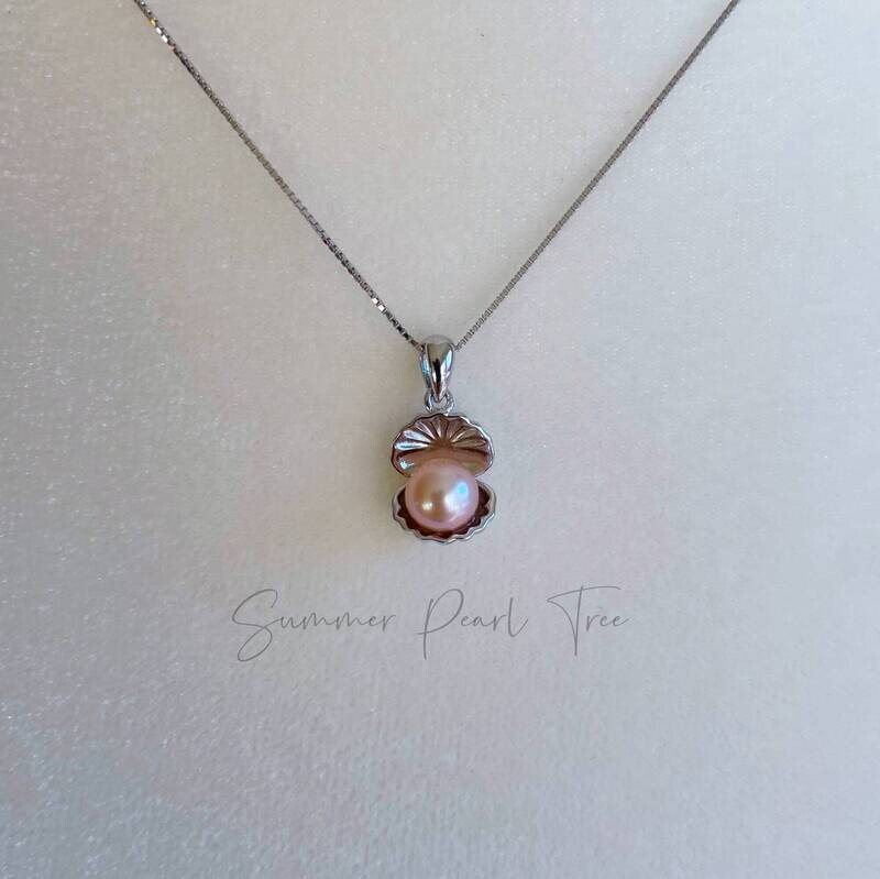Edison pearl pendant, 6-7mm Edison pearl necklace, gift for her, natural color pearl pendant, pearl in shell pendant, unique necklace