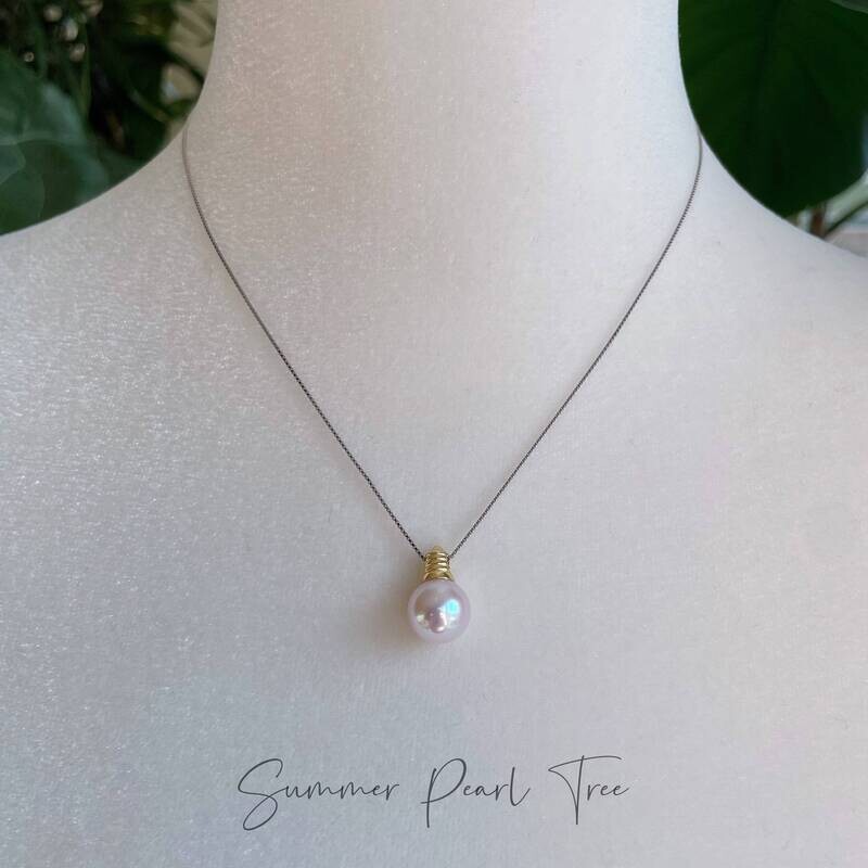 Light bulb pendant, light bulb pearl necklace, AAAAA pearl pendant, genuine freshwater pearl necklace, unique necklace, gift for her