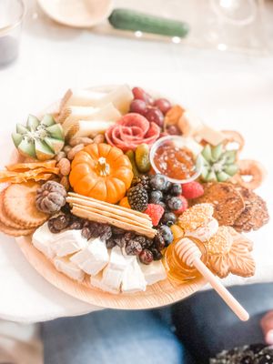 Fall Themed BYO Board Class!
