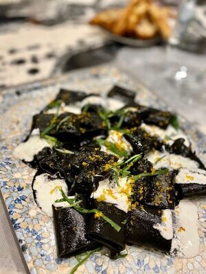 Pacchero al nero di seppia con burrata