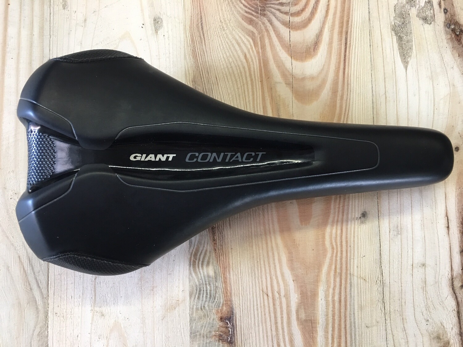 Demo Giant Contact saddle