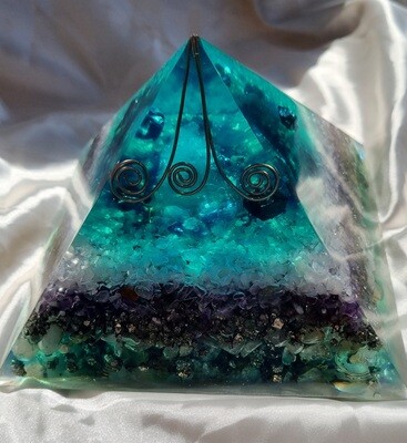 Raw Quartz Shungite Triple Copper Koru Spiral Giza Orgone Energy Pyramid