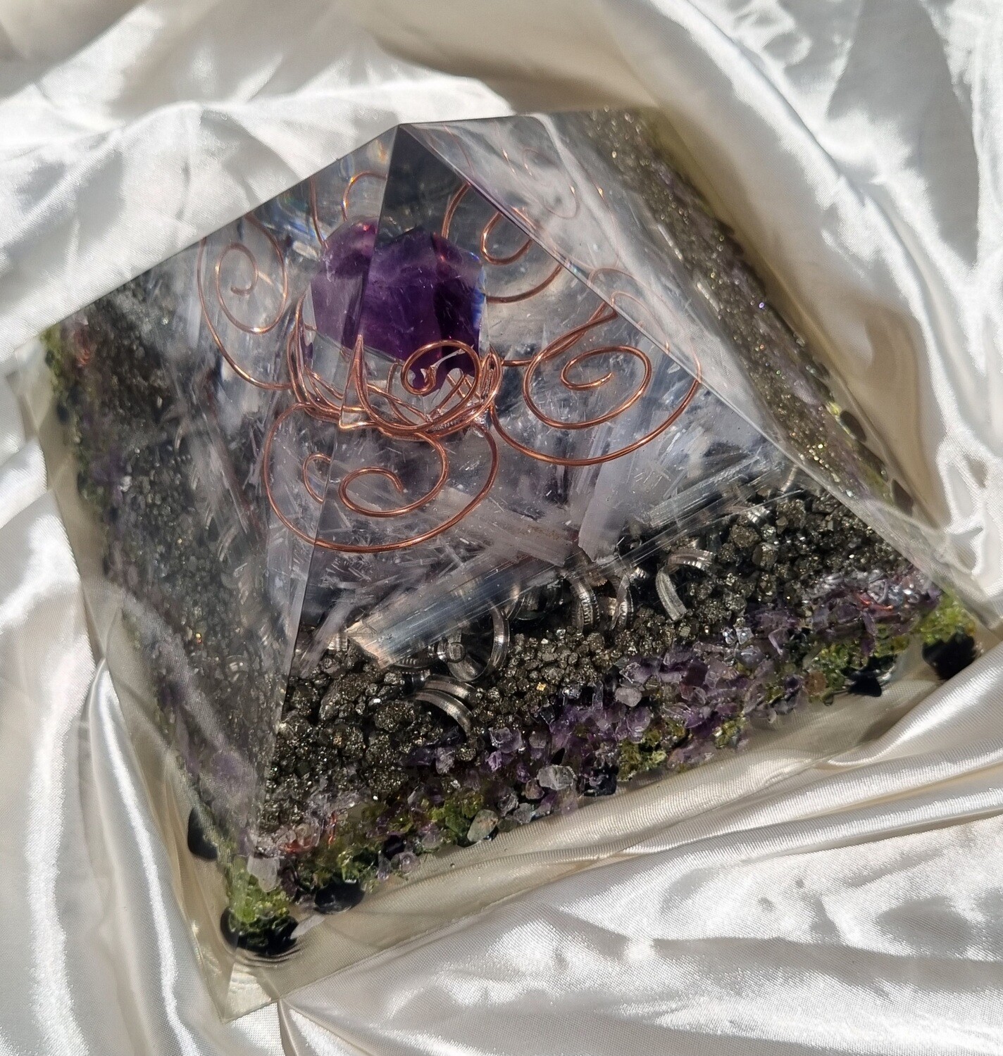 Amethyst Copper Spiral Giza Orgone Energy Pyramid