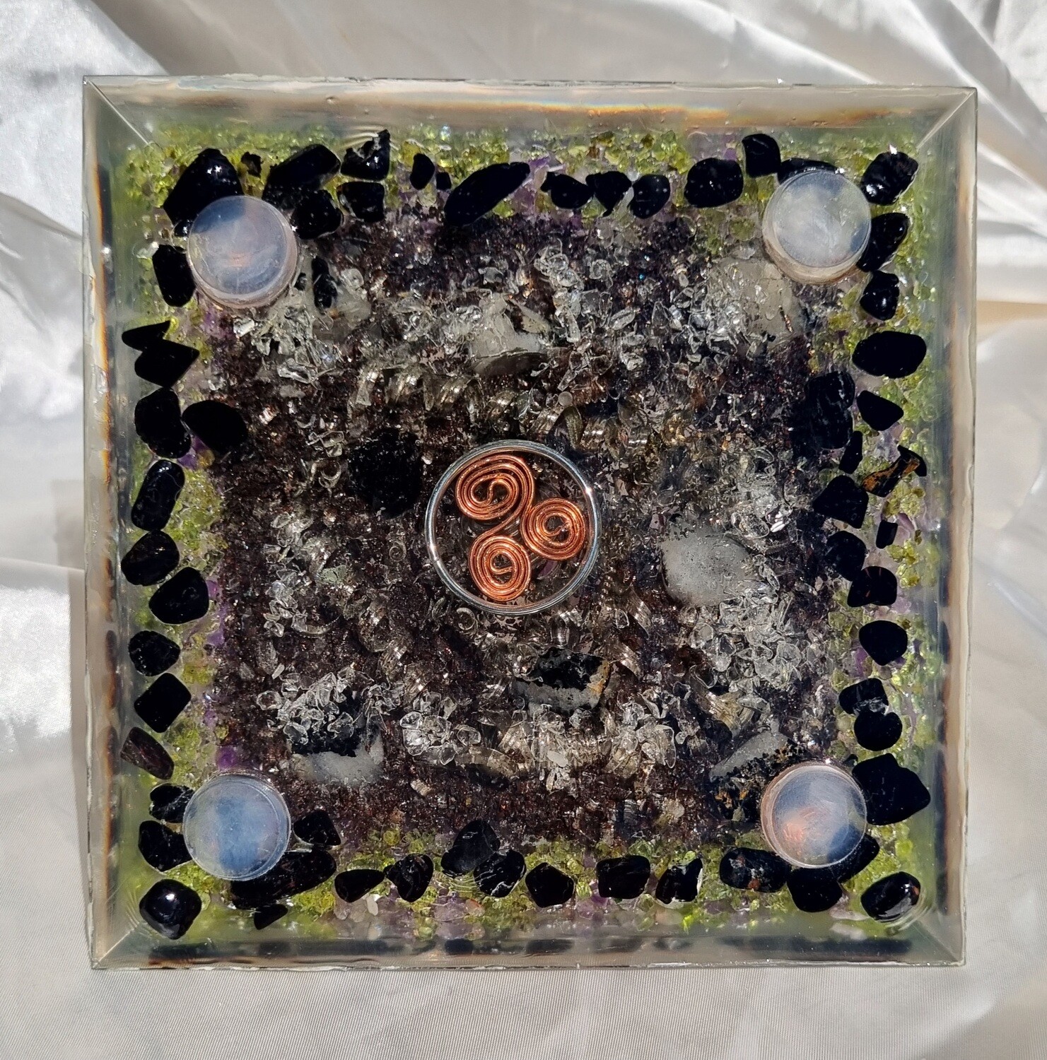 Amethyst Copper Spiral Giza Orgone Energy Pyramid