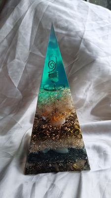 Raw Citrine Brazilian Quartz Russian Orgone Energy Pyramid