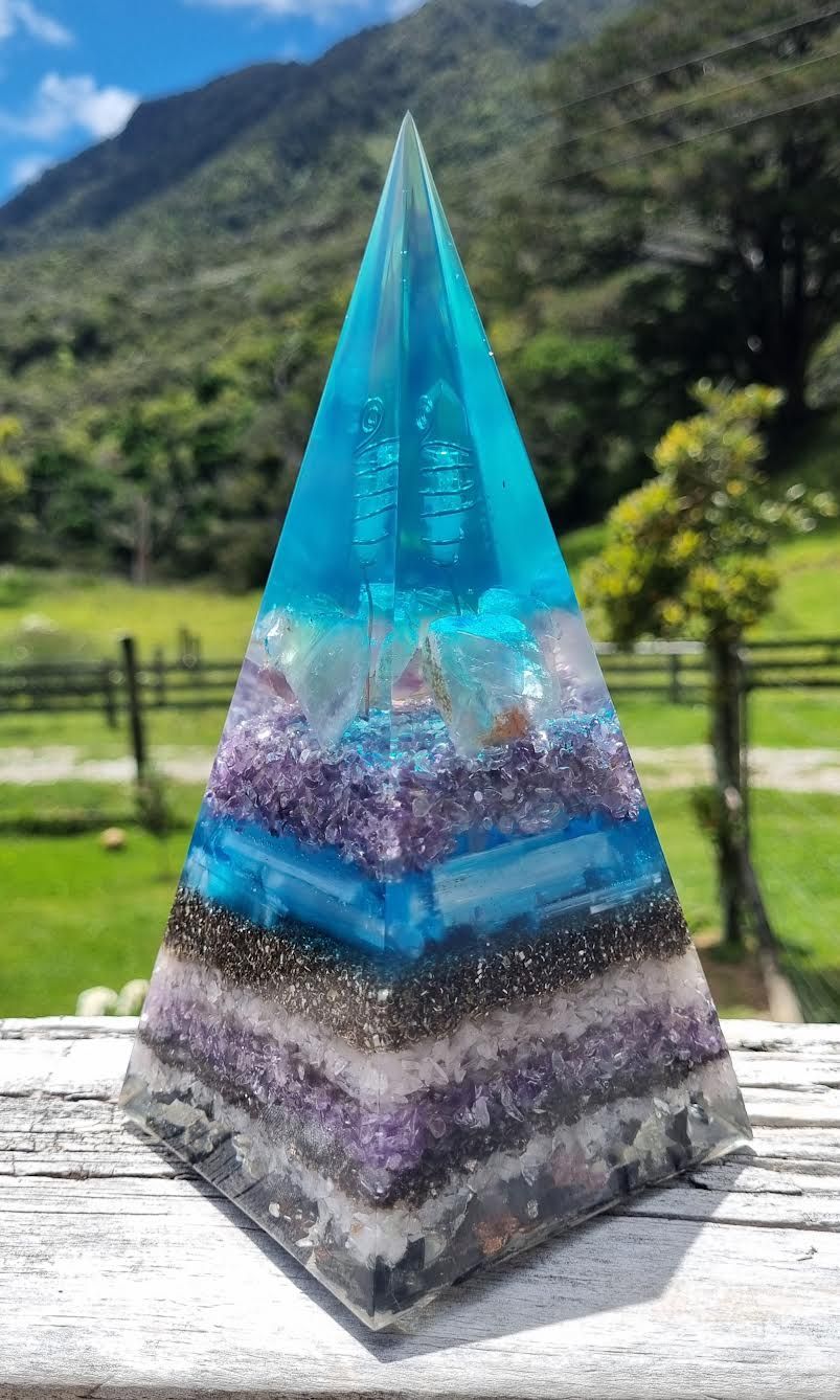 Tri-Coloured Fluorite Amethyst Elite Shungite Russian Orgone Energy Pyramid