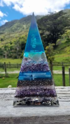 Tri-Coloured Fluorite Amethyst Elite Shungite Russian Orgone Energy Pyramid
