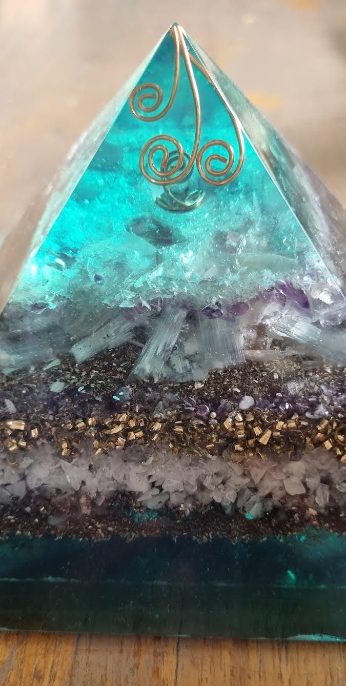 Fluorite Rose Quartz Giza Orgone Energy Pyramid