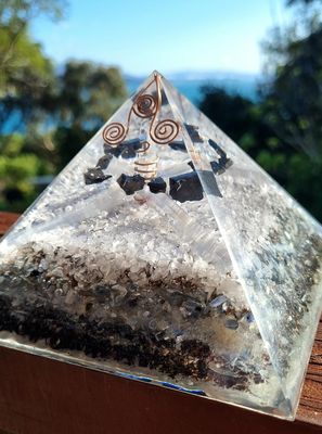 Elite Shungite Blue Kyanite Giza Energy Orgone Pyramid