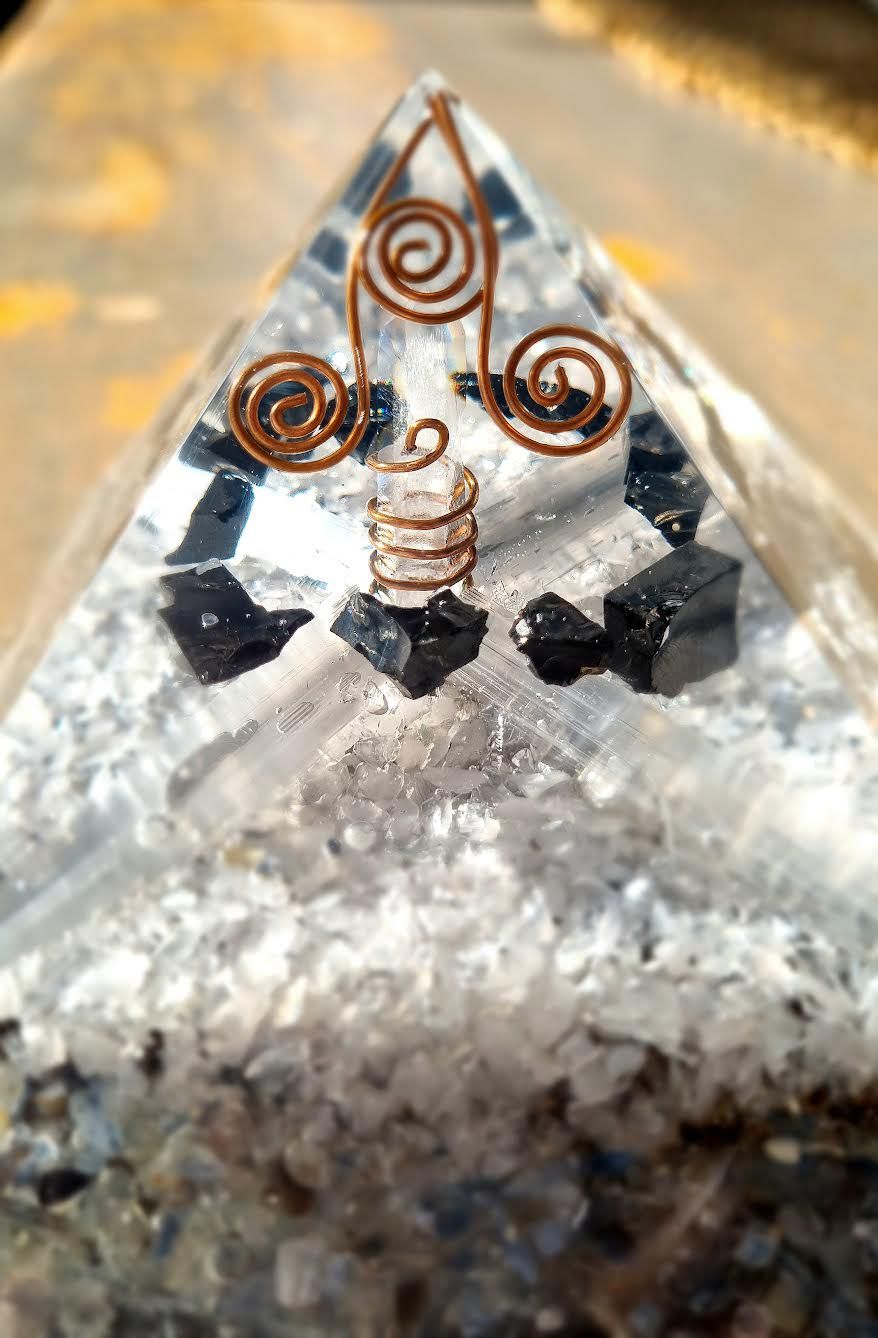 Elite Shungite Blue Kyanite Giza Energy Orgone Pyramid