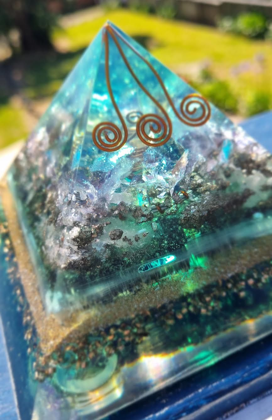 Amethyst Copper Koru Giza Orgone Energy Pyramid
