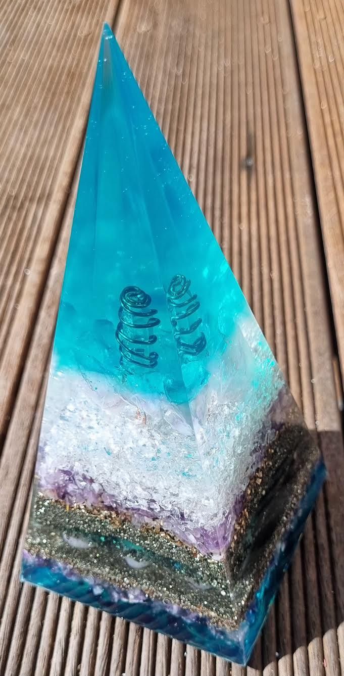 Tri-Coloured Fluorite Amethyst Quartz Russian Orgone Energy Pyramid