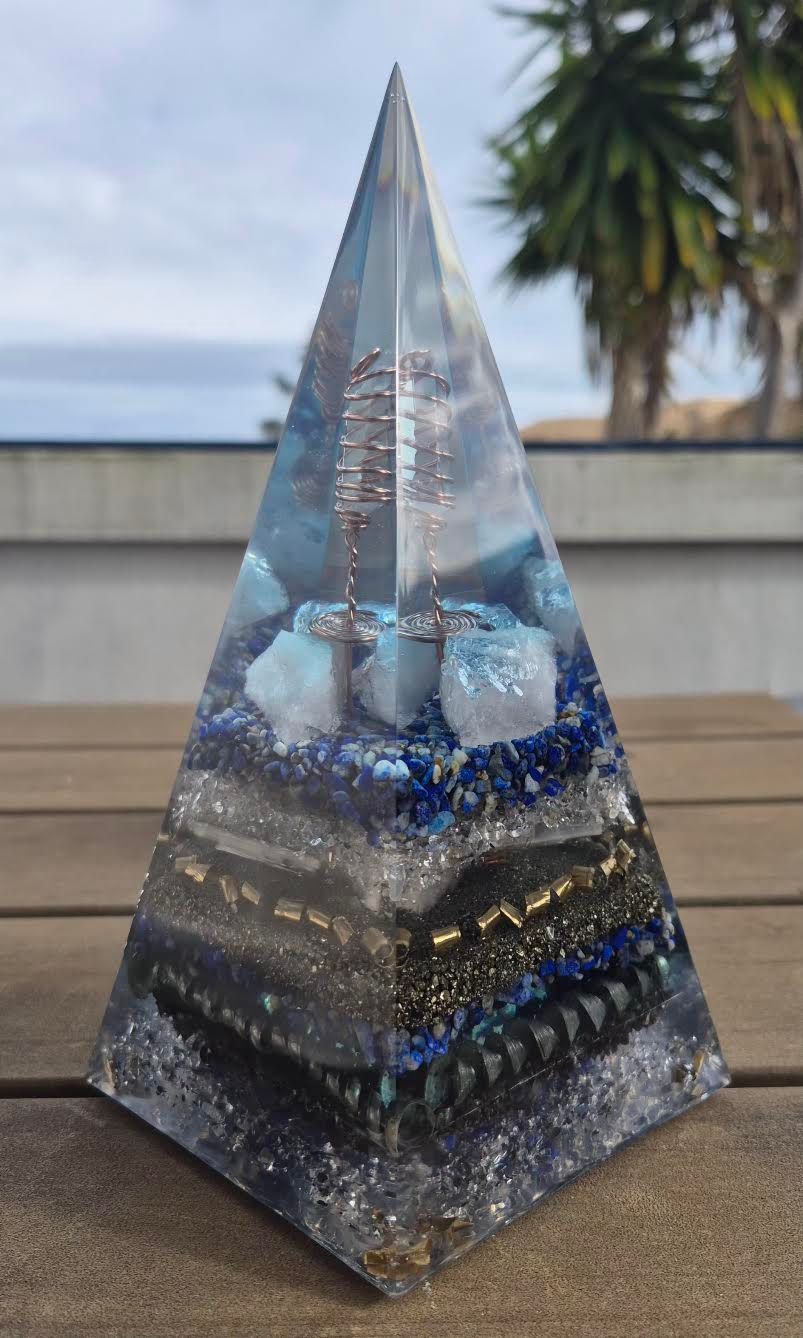 Raw Clear Quartz Lapis Lazuli Russian Orgone Energy Pyramid