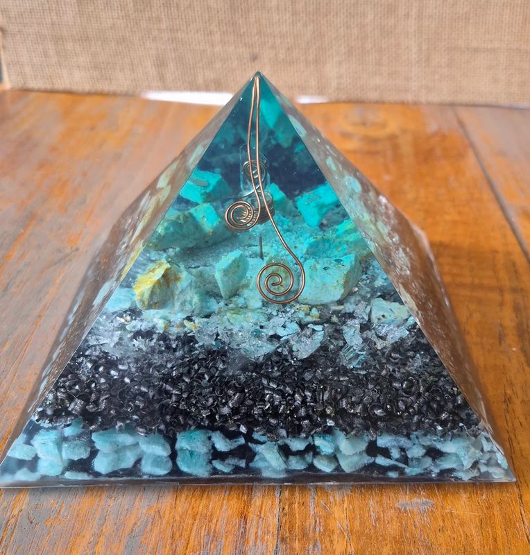 Amazonite Raw Clear Quartz Giza Energy Orgone Pyramid