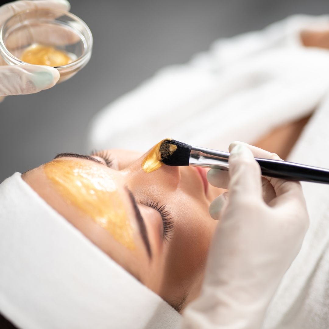 Royal Gold Facial