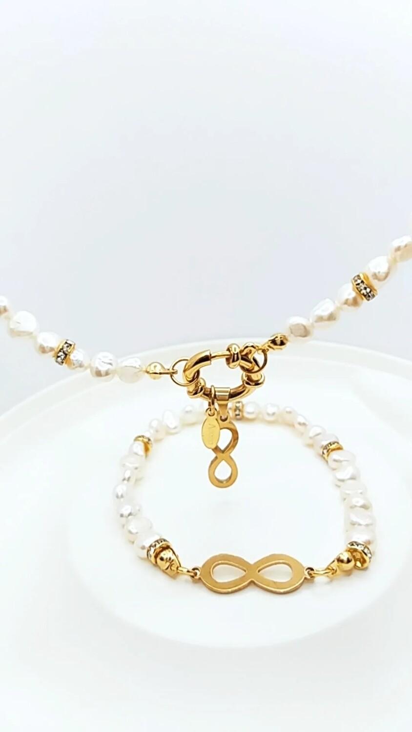 GARGANTILLA Y PULSERA PERLA BARROCA E INFINITO 