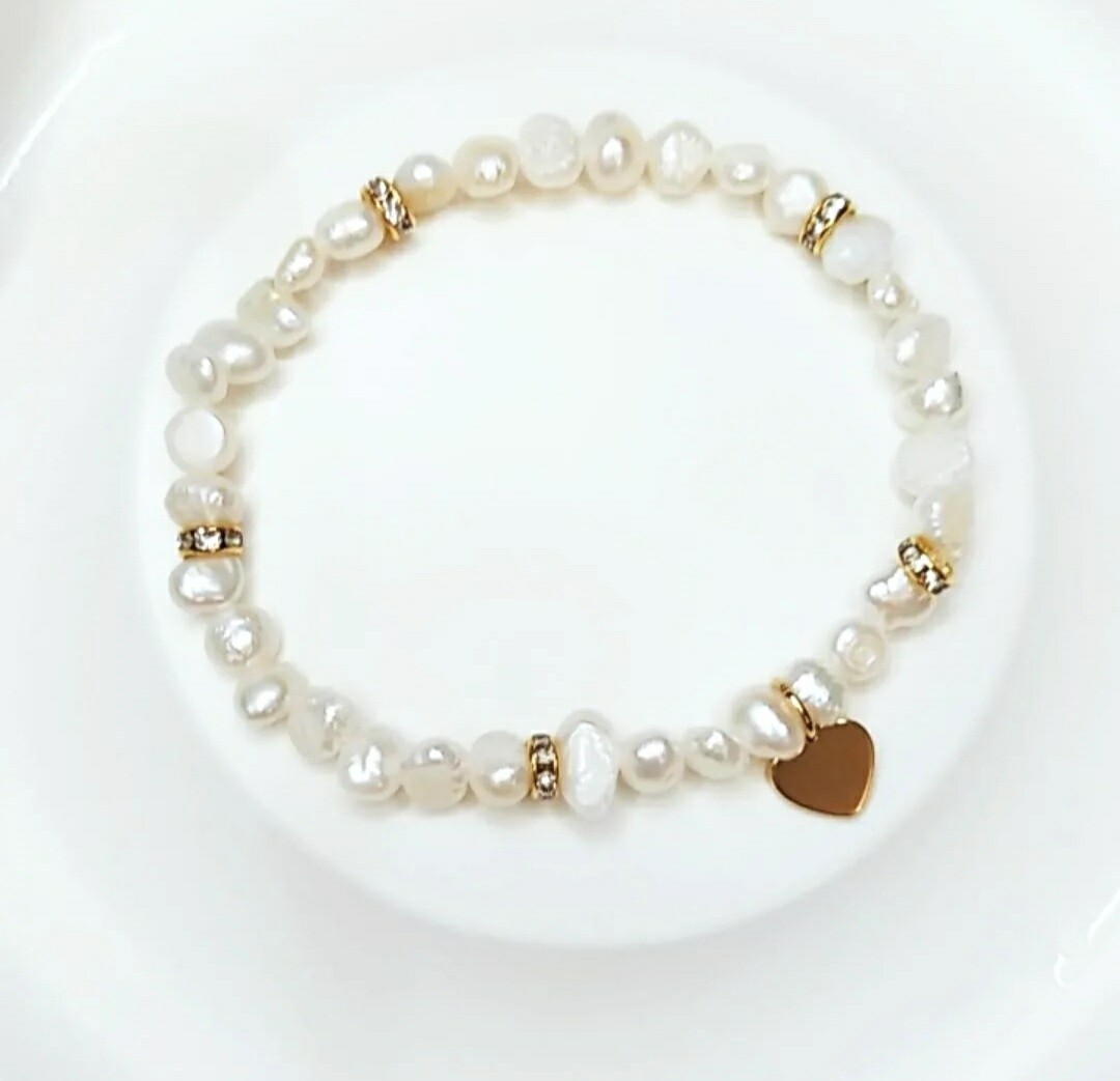 PULSERA PERLA BARROCA Y CORAZÓN