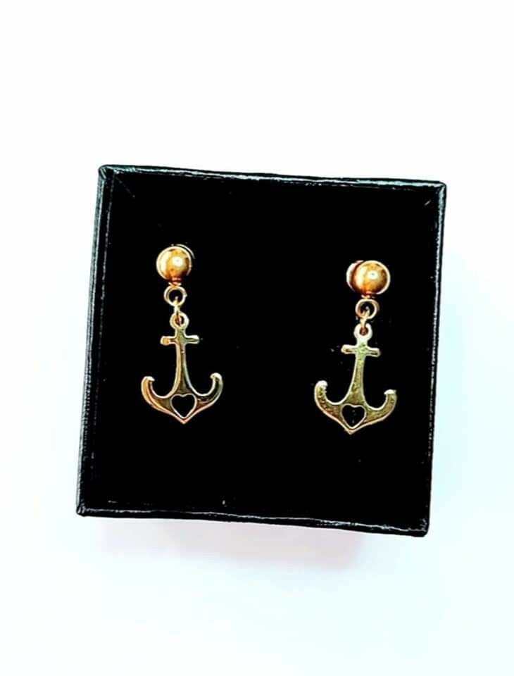 PENDIENTES BEACH