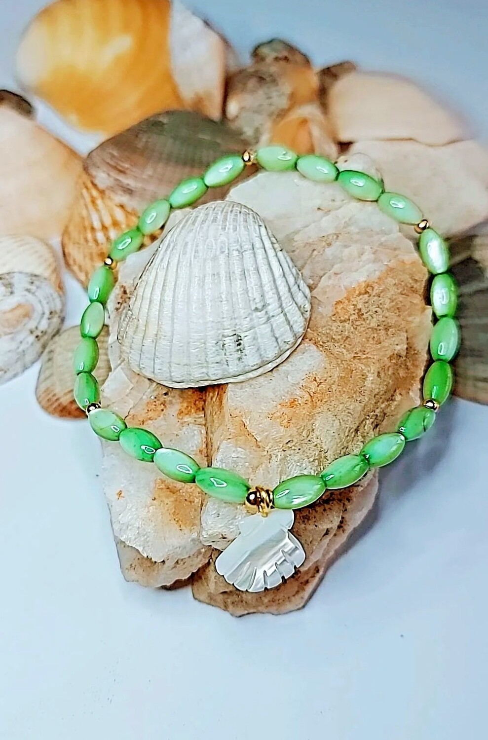 PULSERA IRIS CON CONCHA