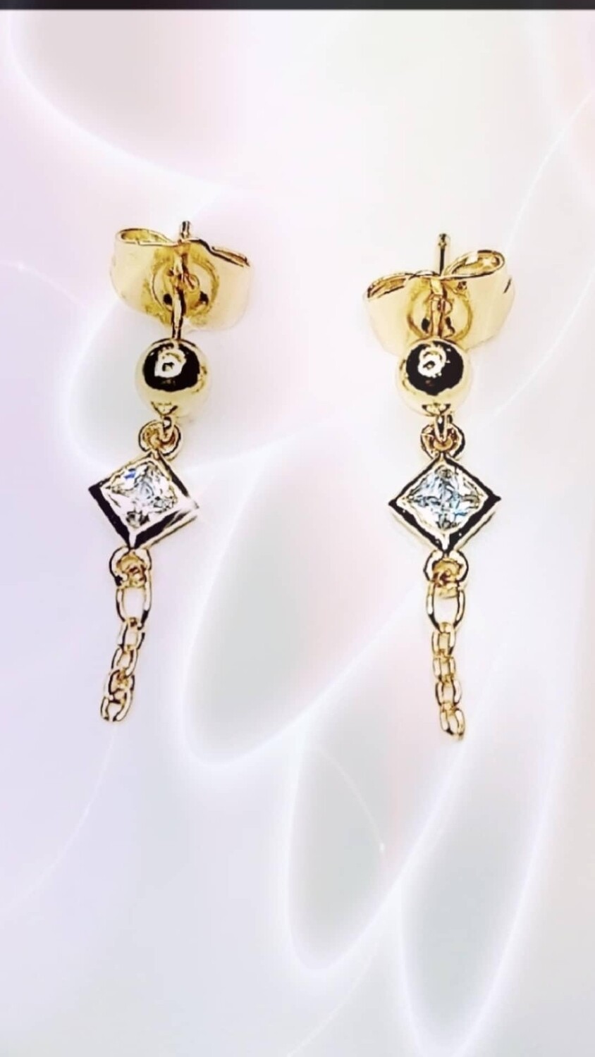 PENDIENTES PRINCESA CON CIRCONITA