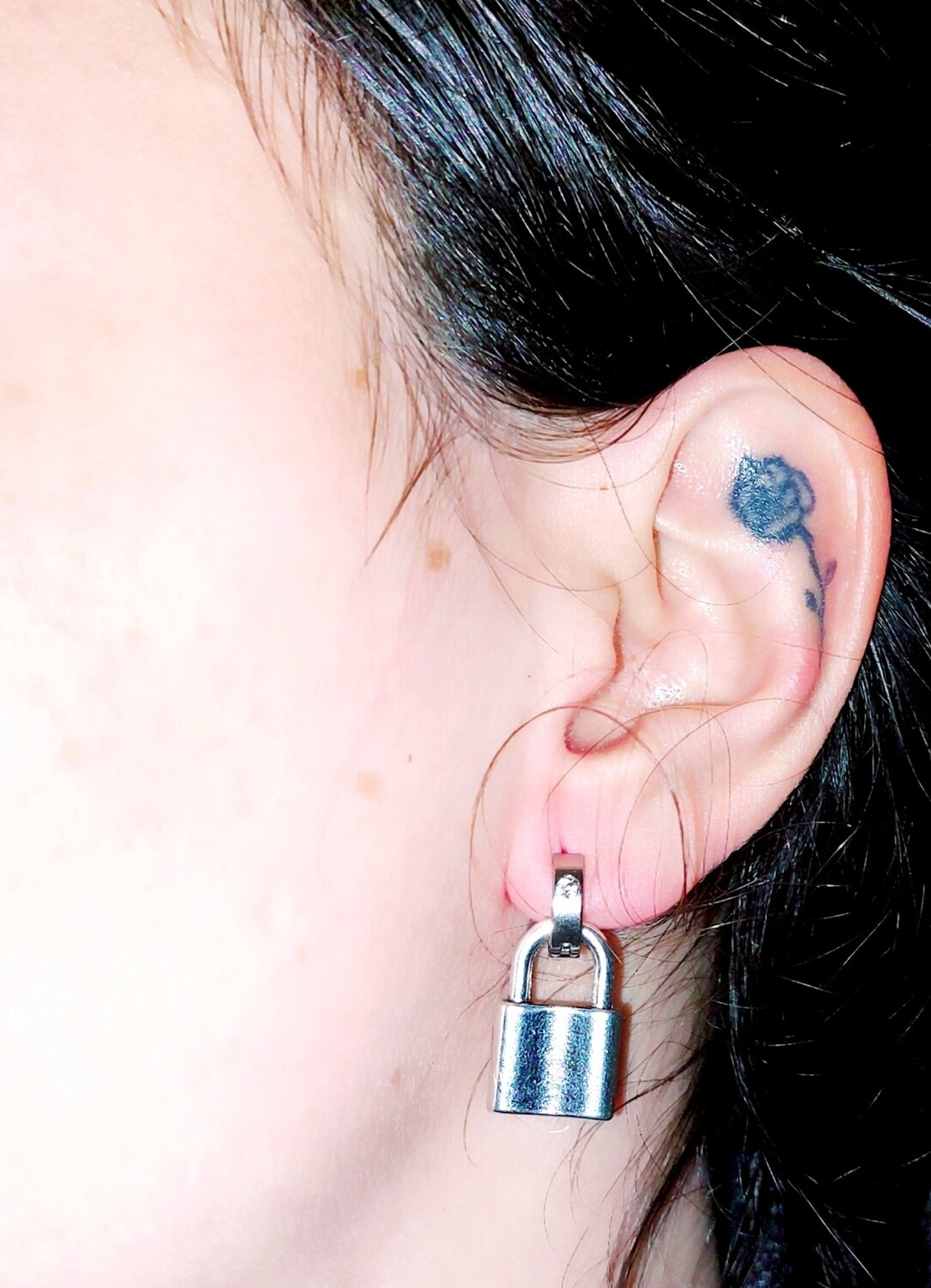 PENDIENTES CANDADO DE ARO CON CRISTAL