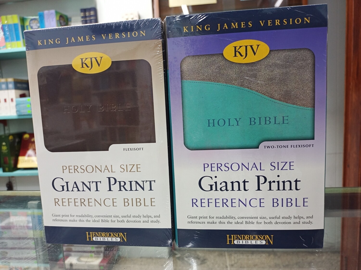 Hendrickson Personal Size KJV Giant Print Reference Bible
