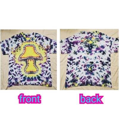 Psychedelic Mushroom T-shirt - size XL