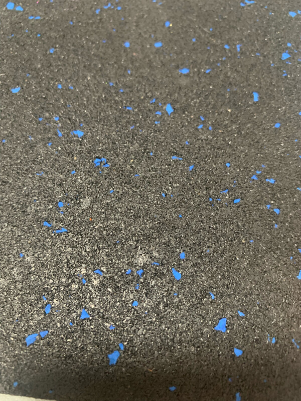 PREMIUM TOP COMMERCIAL 1M*1M*15MM BLUE FLECKS
