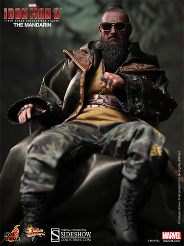 Hot Toys 1/6 MMS211 Iron Man 3: Mandarin