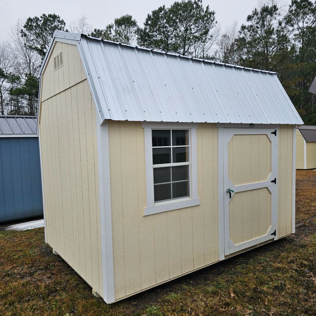 08x12 Lofted Barn - Side Entrance