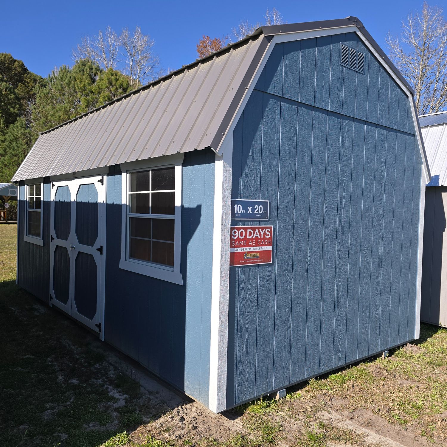 10x20 Lofted Barn-Side Entrance